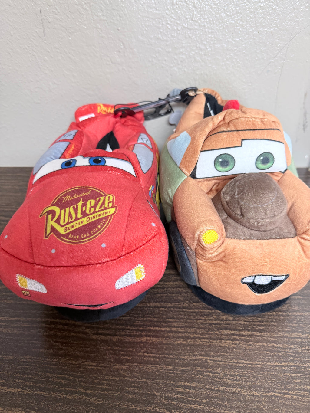 Disney Pixar Cars lighting McQueen y Mater Plus Slip